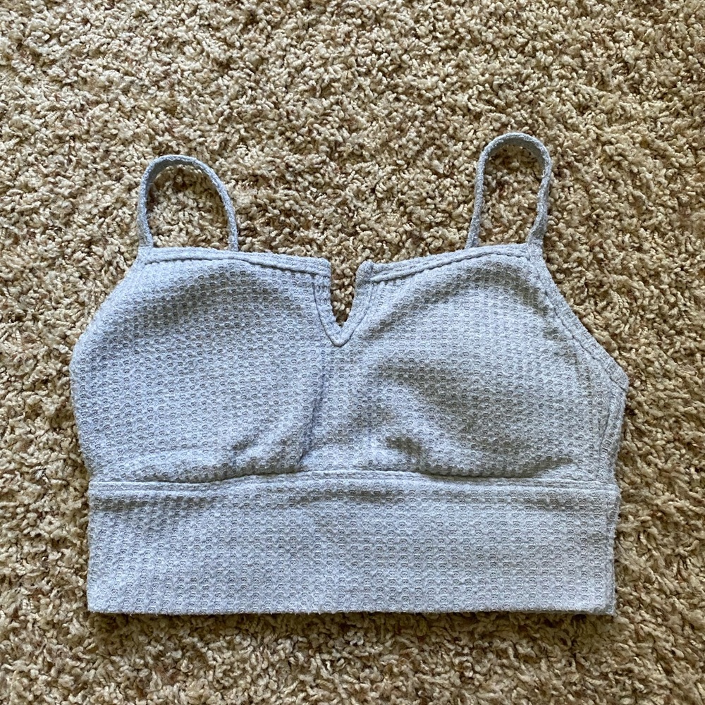 Women’s gillyhicks bralette in a light grey. Super soft and minimal wear.